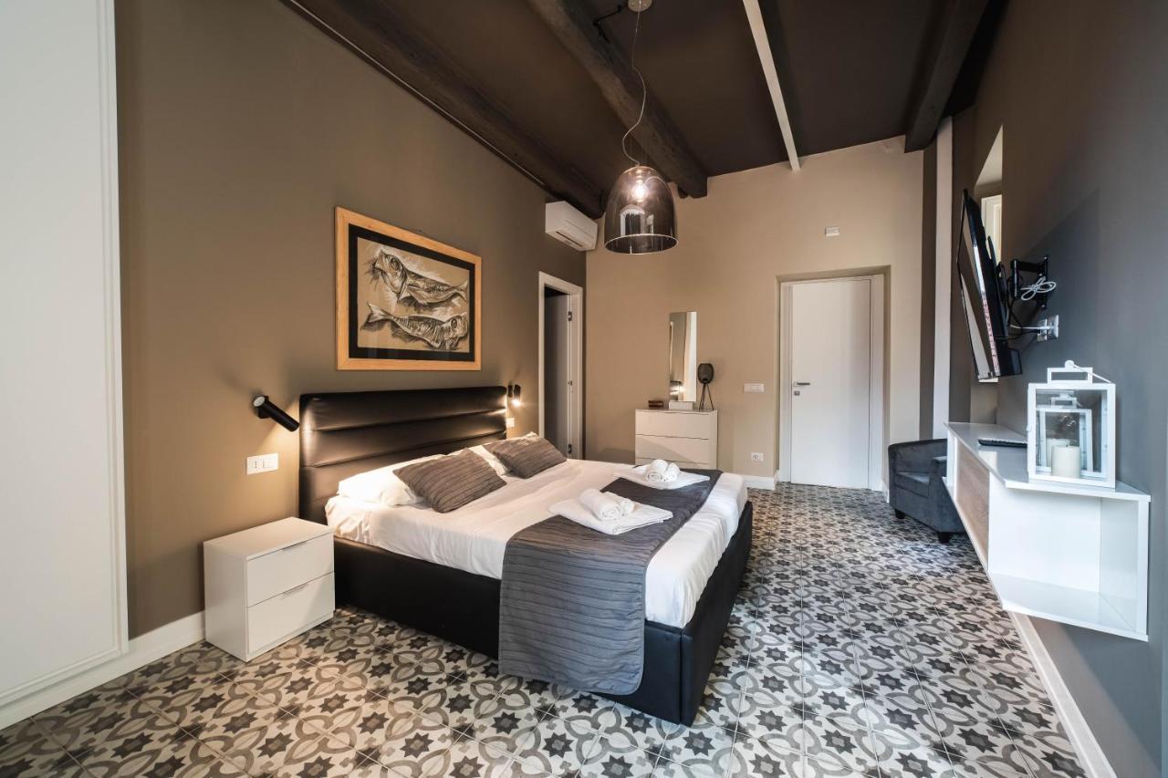 بيتسو Palazzo Paladini - Luxury Suites In The Heart Of The Old Town المظهر الخارجي الصورة